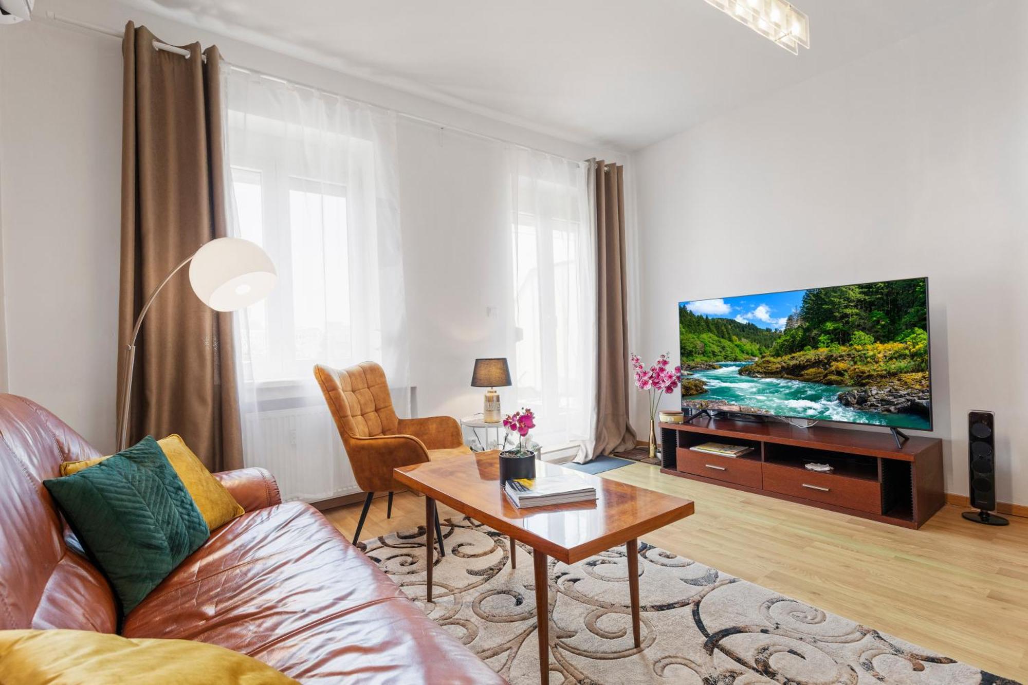 Heart Of The City Center 2 Rooms By Zazi Bratislava Exterior photo