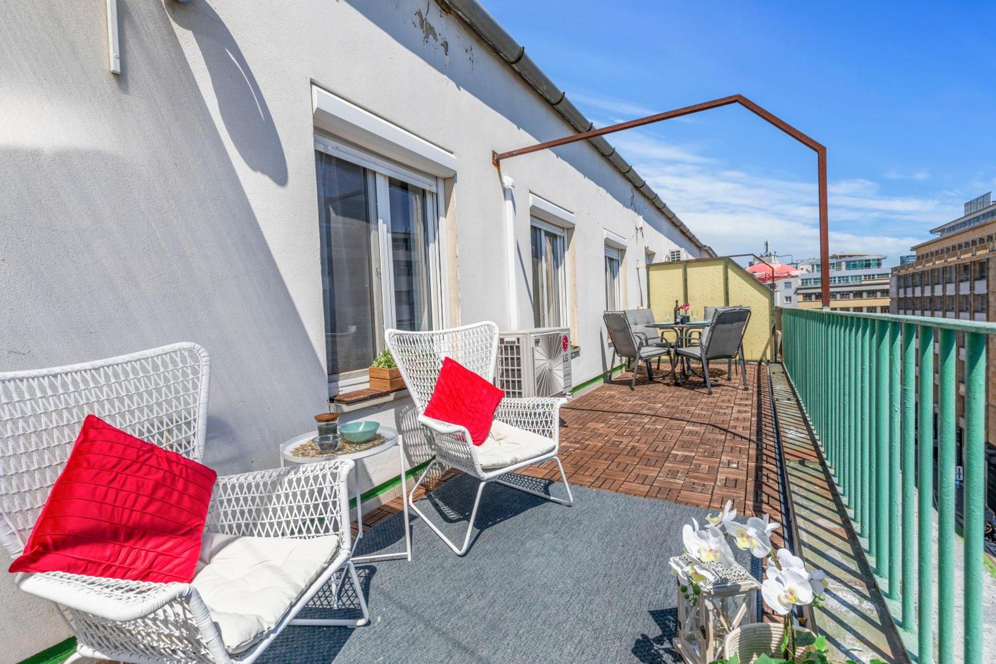 Heart Of The City Center 2 Rooms By Zazi Bratislava Exterior photo